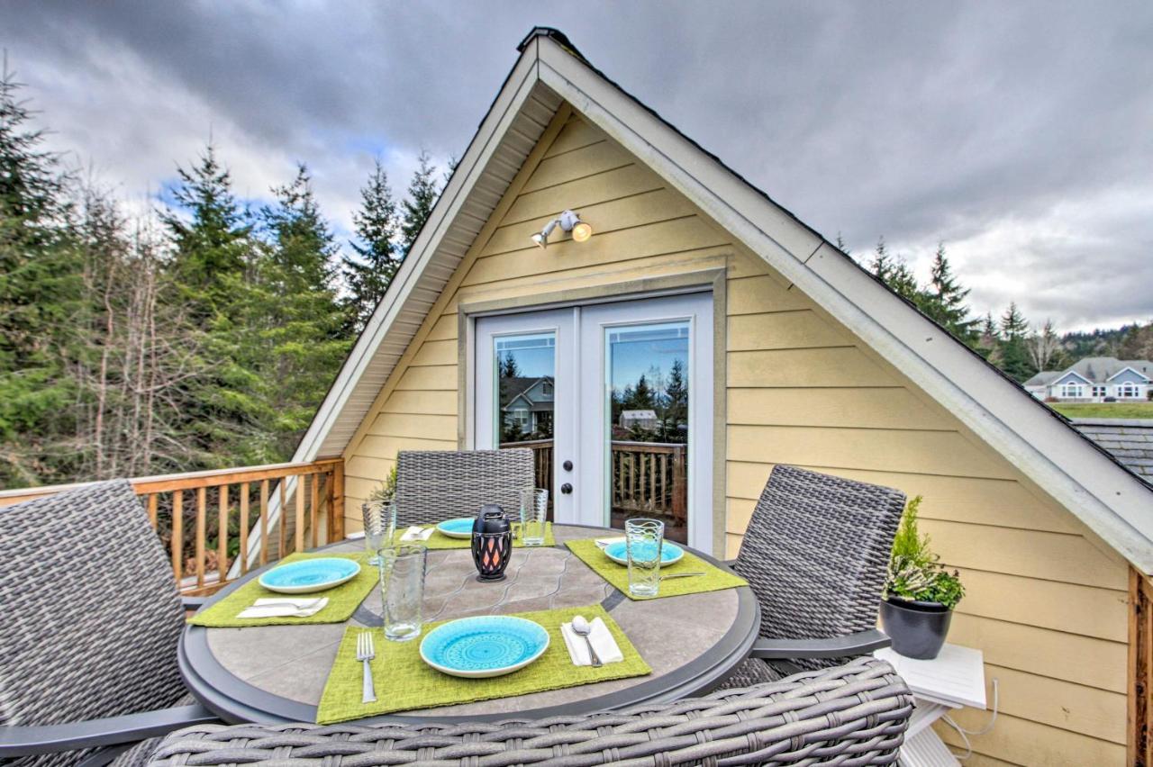 דירות Charming Port Angeles Studio With Deck And Views! מראה חיצוני תמונה